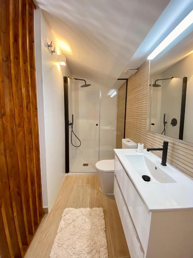 Villa Modern Beachfront Townhouse Perelló Exterior foto