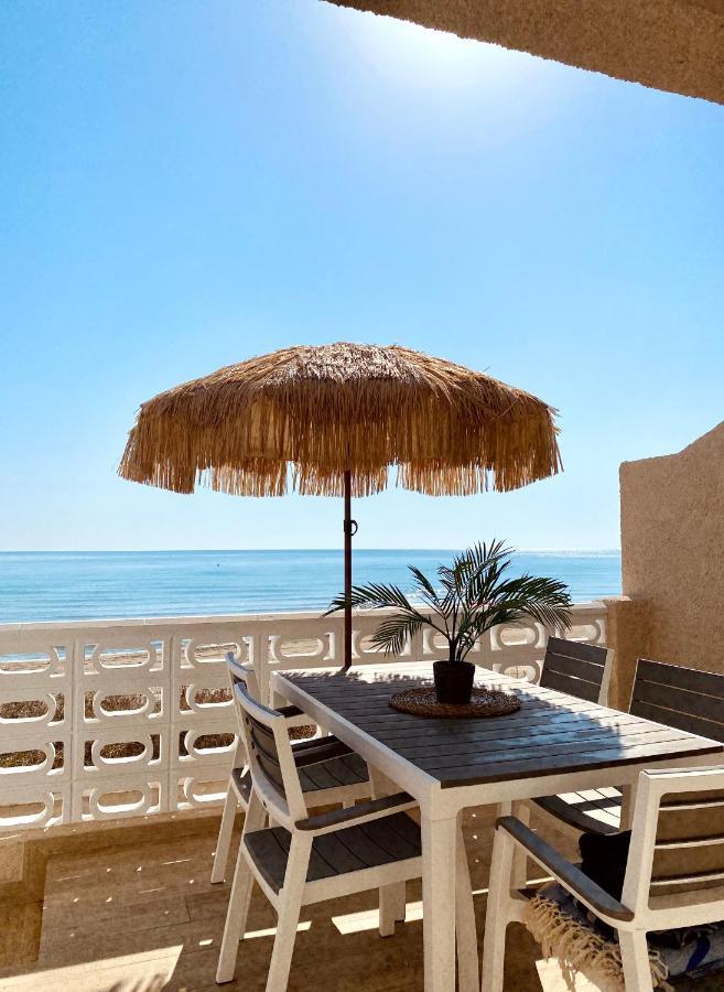 Villa Modern Beachfront Townhouse Perelló Exterior foto