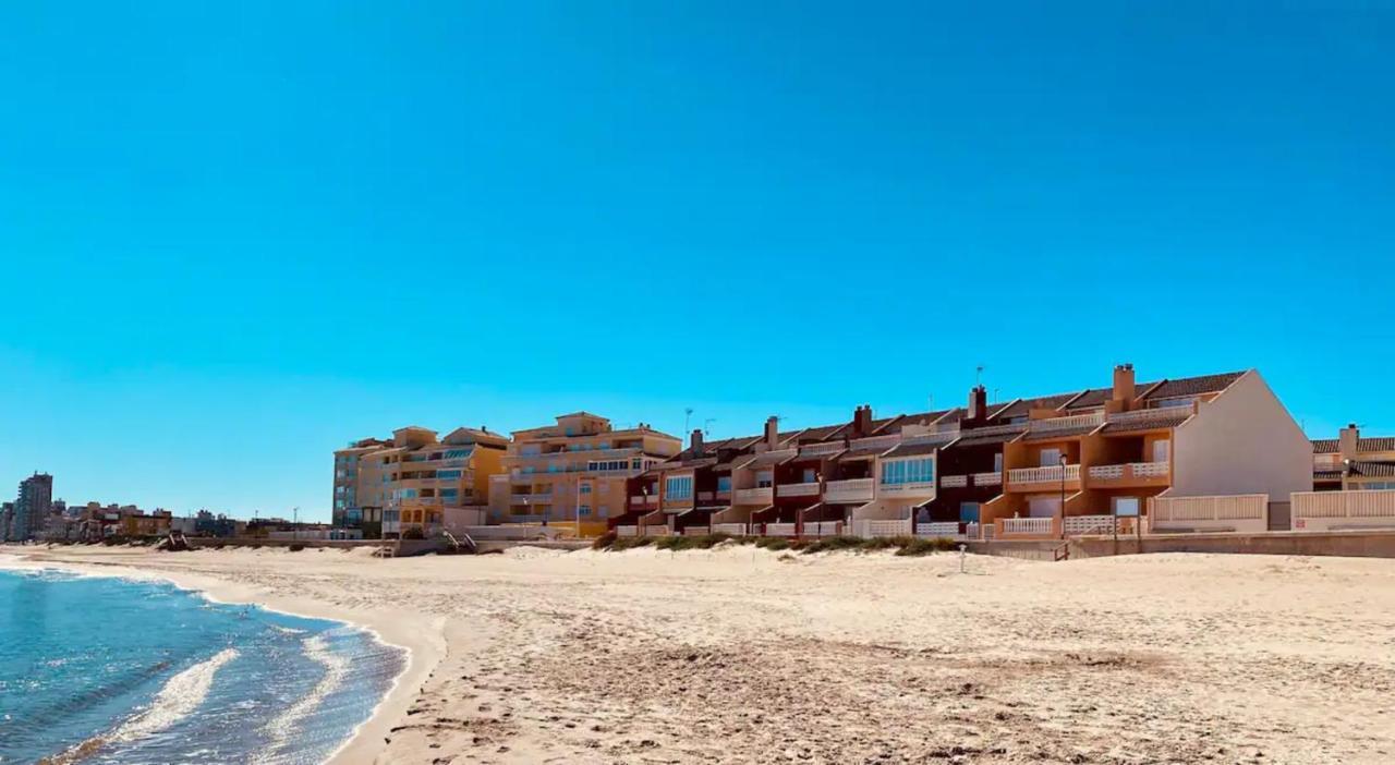 Villa Modern Beachfront Townhouse Perelló Exterior foto
