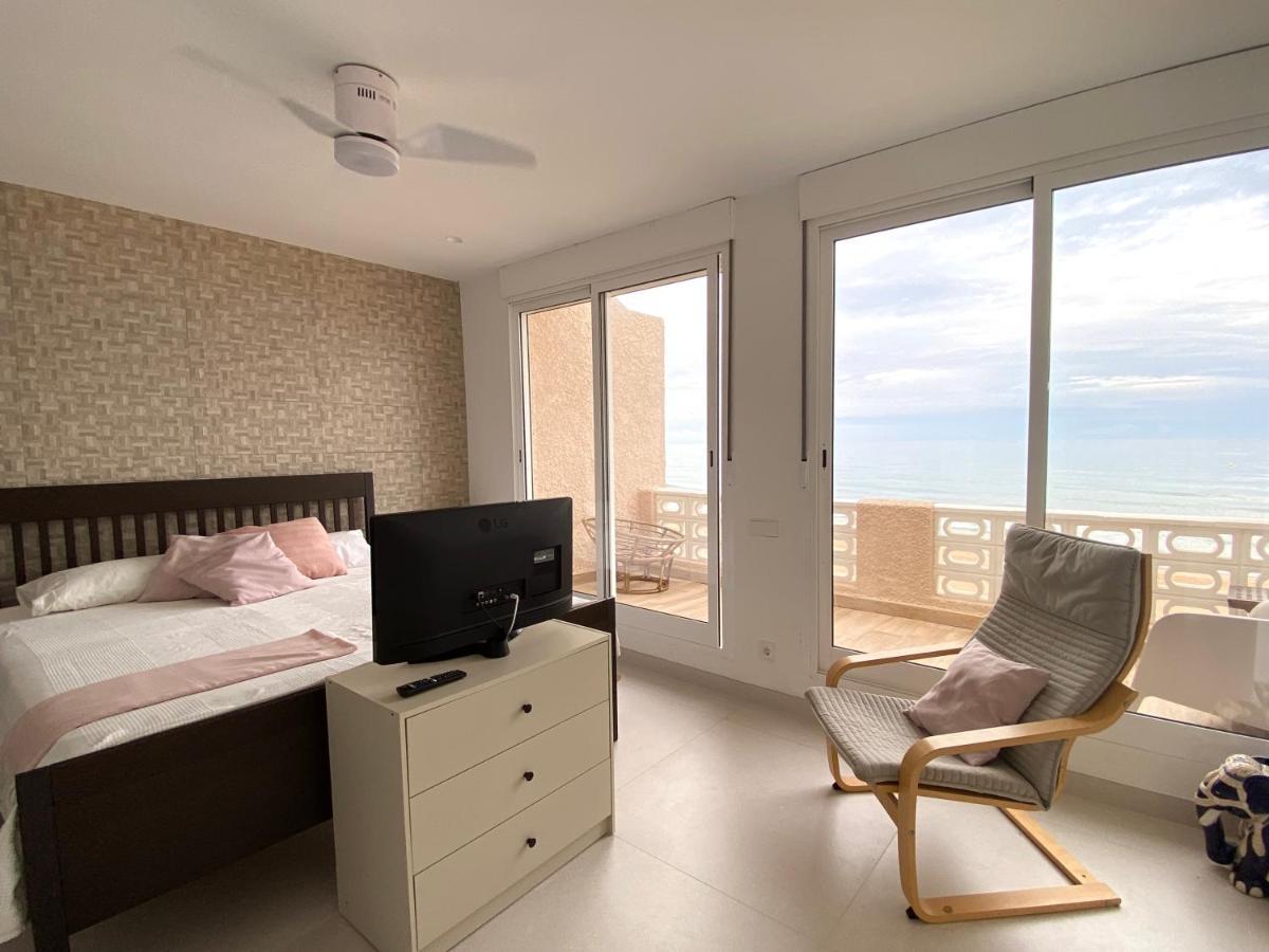 Villa Modern Beachfront Townhouse Perelló Exterior foto